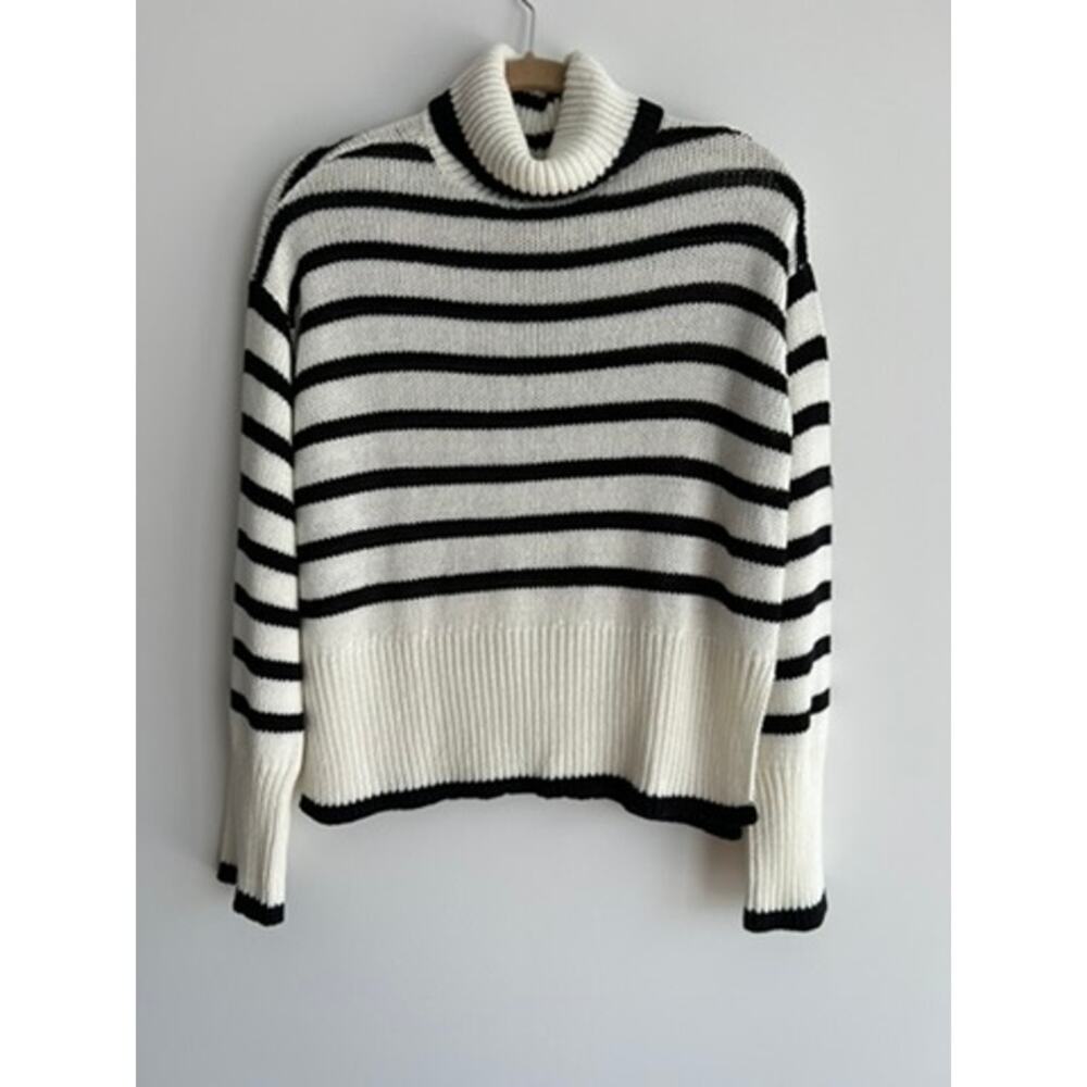RDI Black & White Stripe Summer Turtleneck Sweater Boxy Vacation (size M)